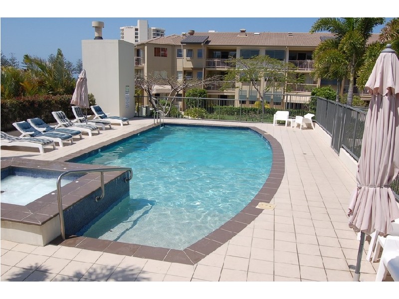 20 “The Village” 4 Park Avenue , Burleigh Heads QLD 4220