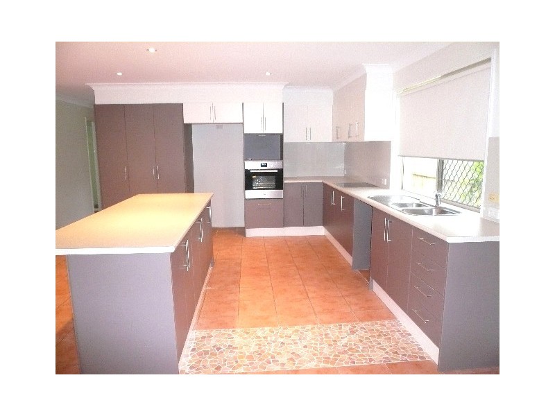 9 Pintail Crescent, Burleigh Waters QLD 4220