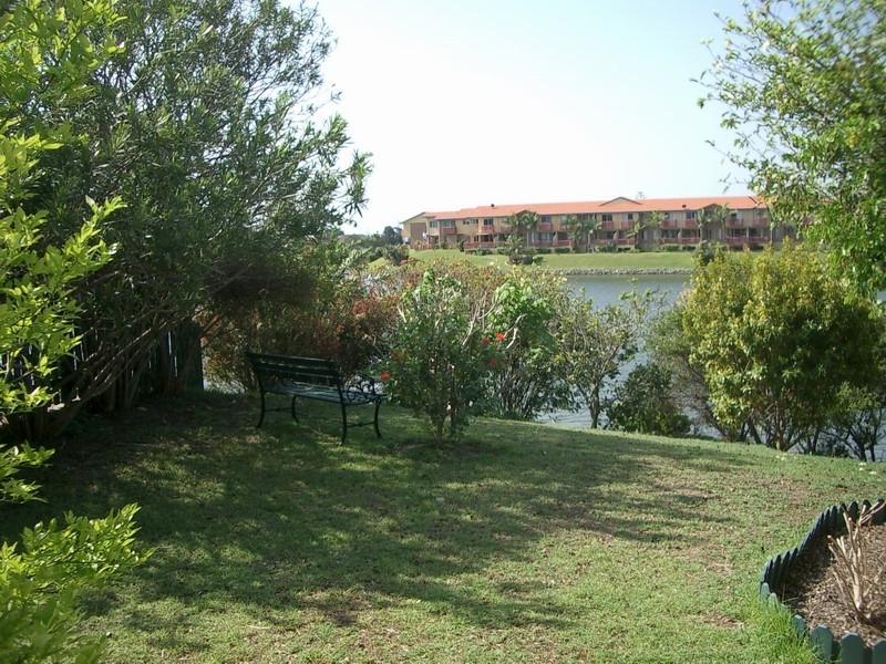 21 Placid Court, Varsity Lakes QLD 4227