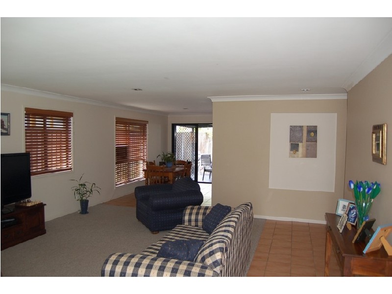 39  Seville Court, Burleigh Waters QLD 4220