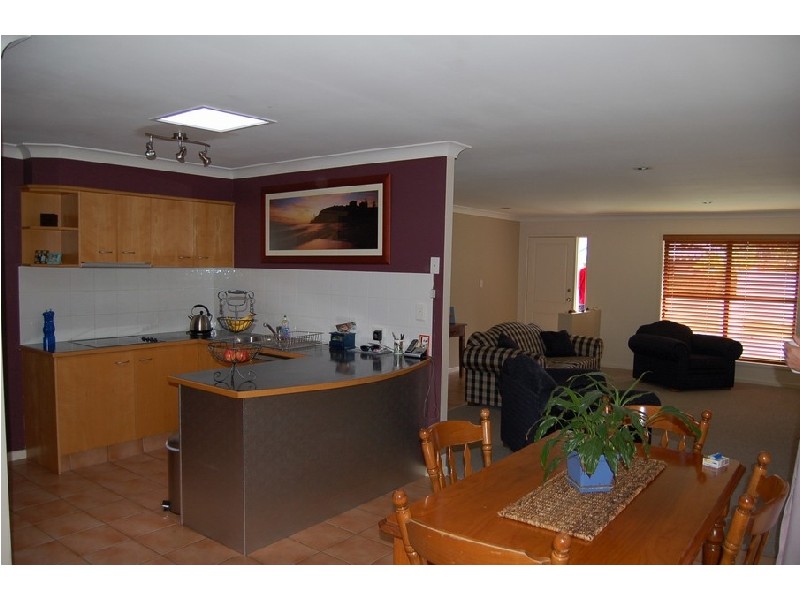 39  Seville Court, Burleigh Waters QLD 4220