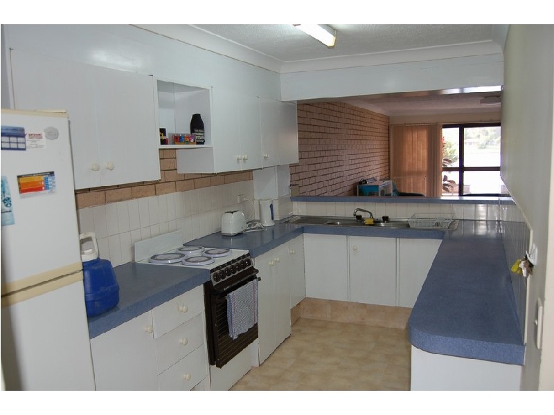 30/13 Shrike Court, Burleigh Waters QLD 4220