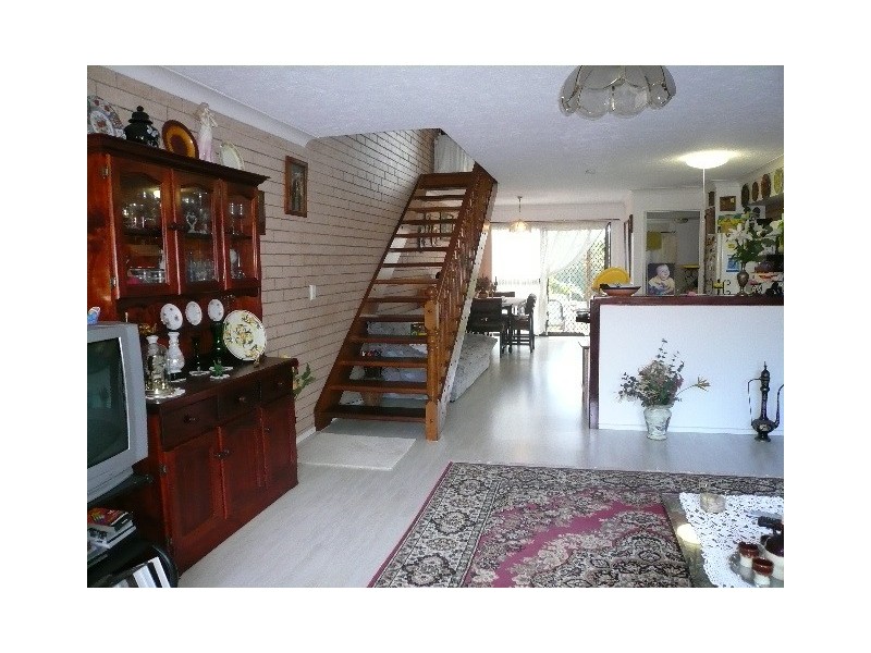 18 “Regency Place” 13 Shrike Court, Burleigh Waters QLD 4220
