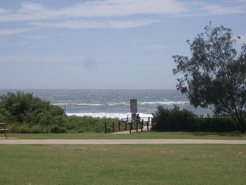 20 “Silver Lining” 286 The Esplanade , Miami QLD 4220