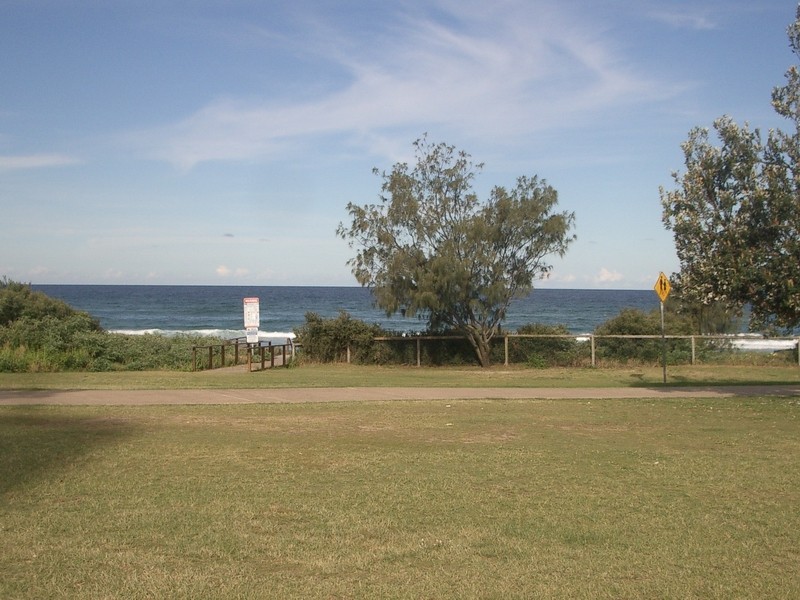 40 “Silver Lining” 286 The Esplanade , Miami QLD 4220