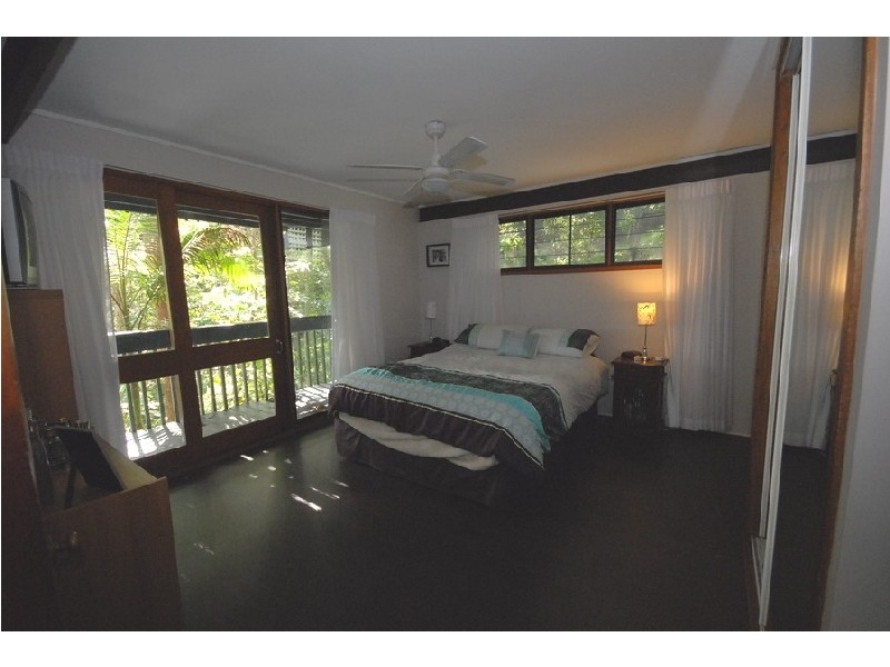 4 Skyline Terrace, Burleigh Heads QLD 4220