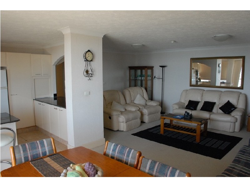 29 “Southern Cross” 114 The Esplanade , Burleigh Heads QLD 4220