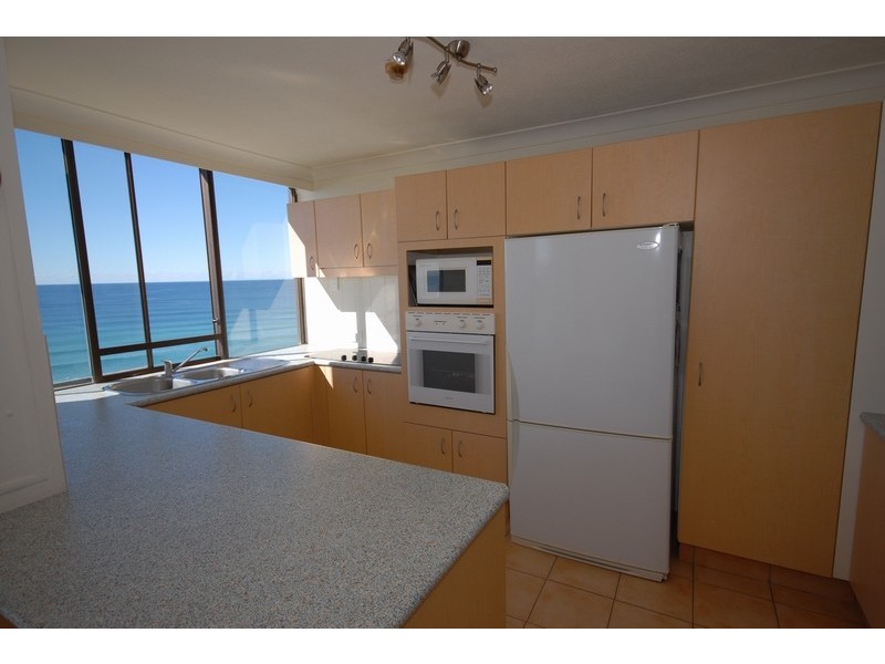 57 “Southern Cross” 114 The Esplanade, Burleigh Heads QLD 4220