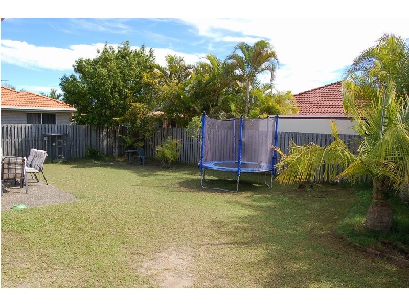5 Sparrow Court, Burleigh Waters QLD 4220