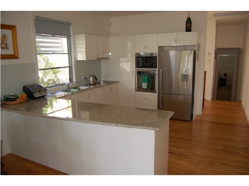 Burleigh Heads QLD 4220