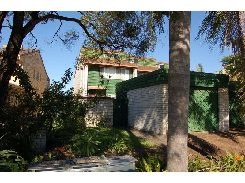 1/24 Sunbird Street, Burleigh Waters QLD 4220