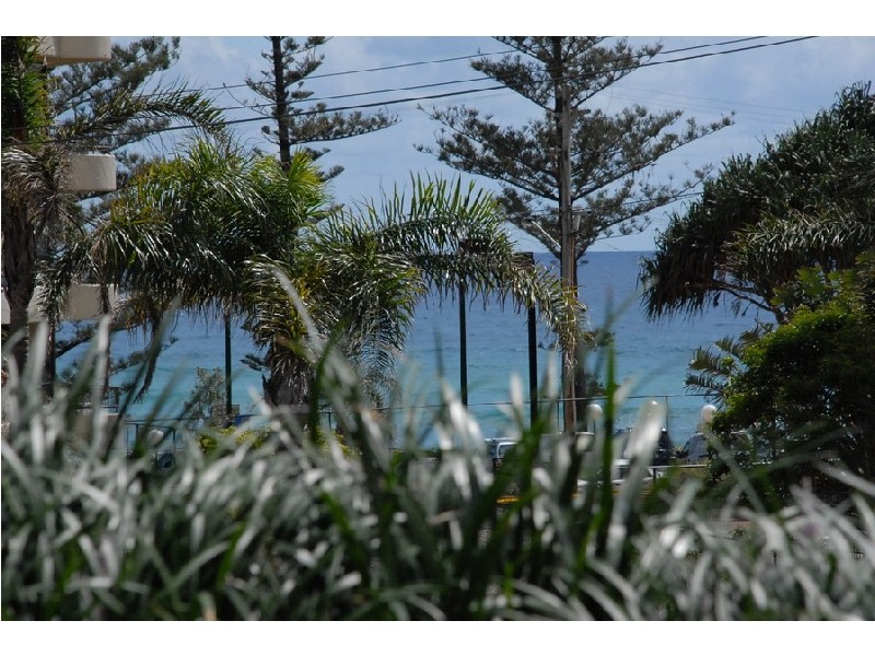 1 Ocean Street, Burleigh Heads QLD 4220