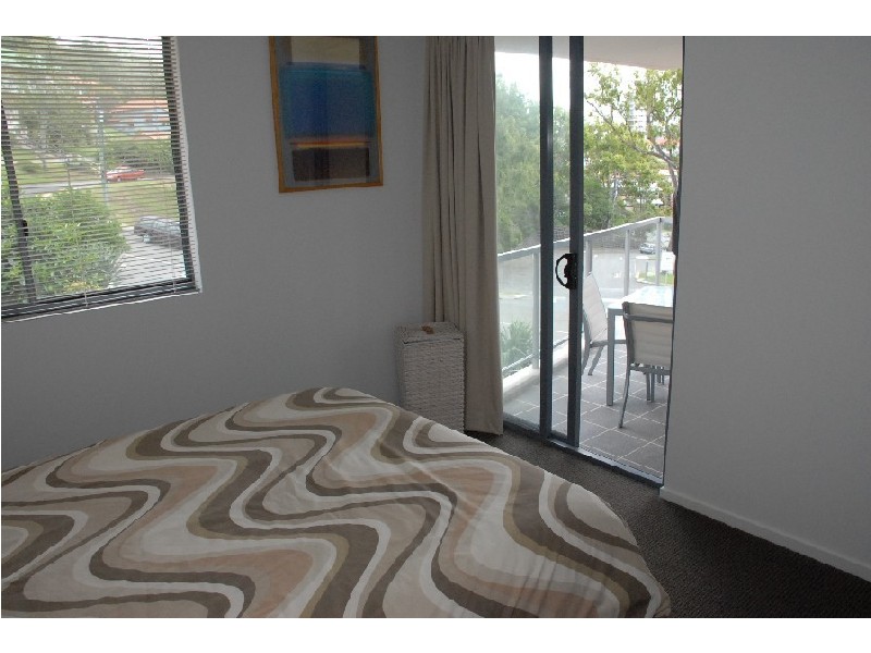 1094 “Swell” 1 Ocean Street, Burleigh Heads QLD 4220