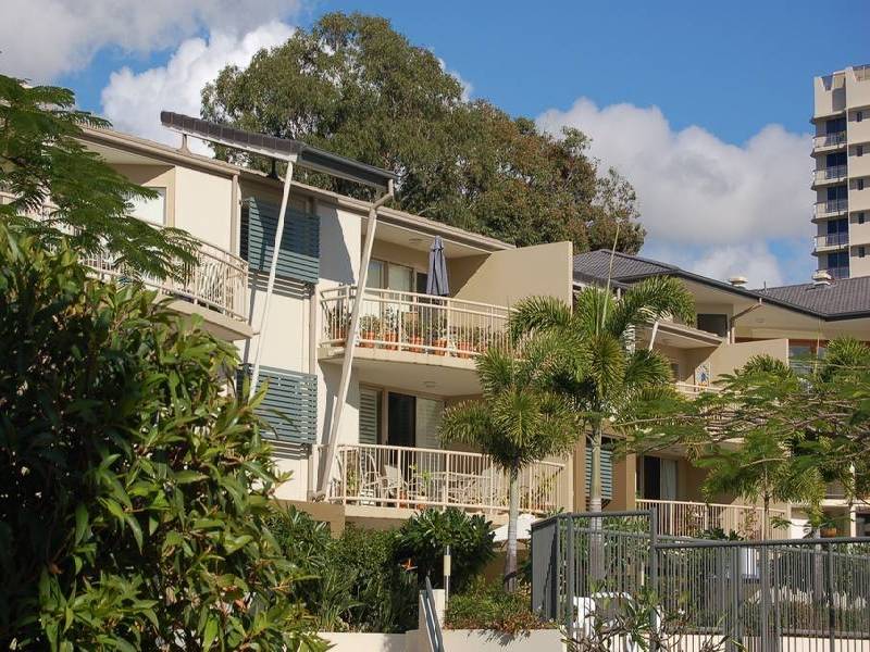 54 "The Village" 4 Park Avenue, Burleigh Heads QLD 4220