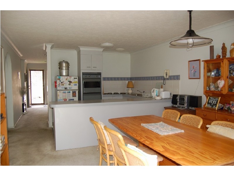 2/85 Treeview Drive , Burleigh Waters QLD 4220
