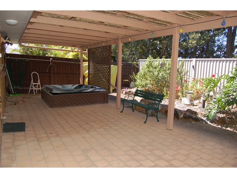 2/73 Treeview Drive, Burleigh Waters QLD 4220