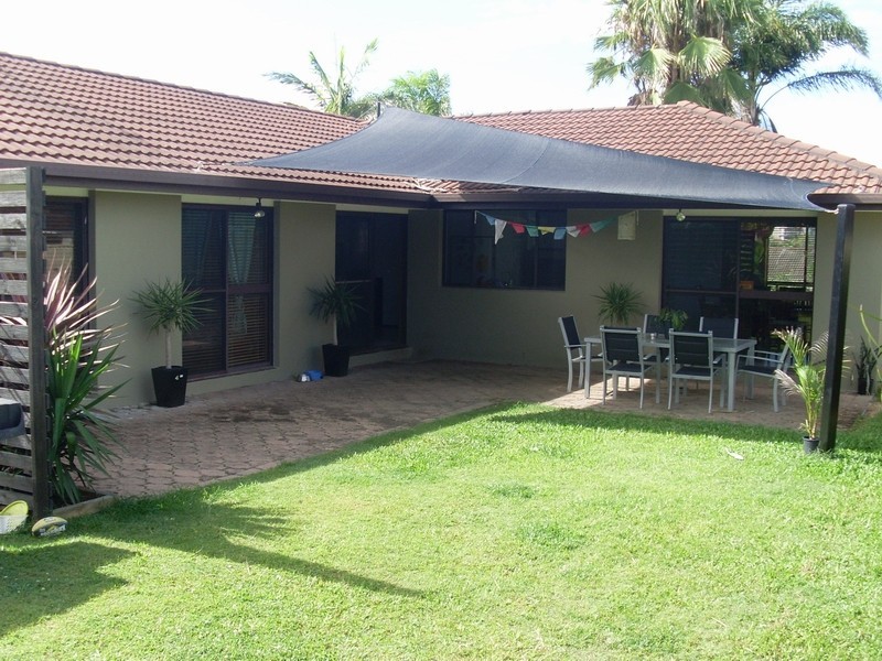 26 Treeview Drive, Burleigh Waters QLD 4220