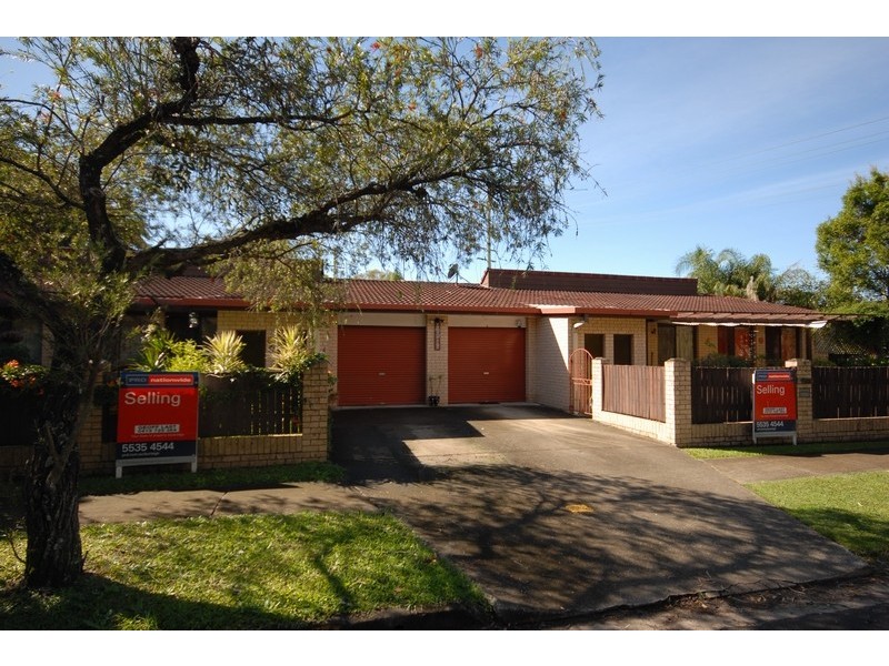 1 & 2 “Twin Palms” 1 Laguna Avenue, Palm Beach QLD 4221