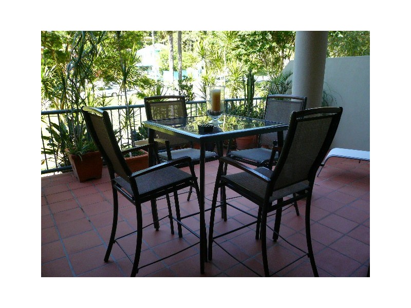 3 “Villa Grande” 21 George Street East, Burleigh Heads QLD 4220