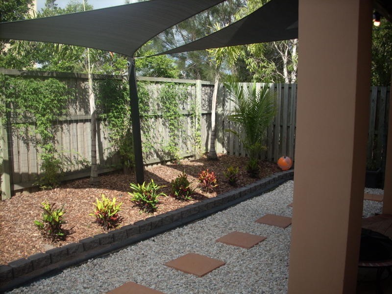 50/1 Warbler Parade, Varsity Lakes QLD 4227