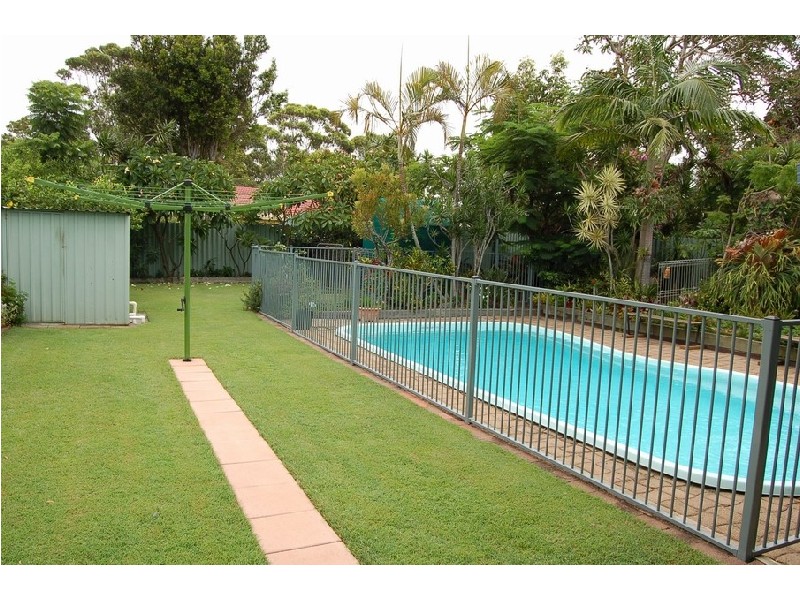 53 Warrina Cr, Burleigh Waters QLD 4220