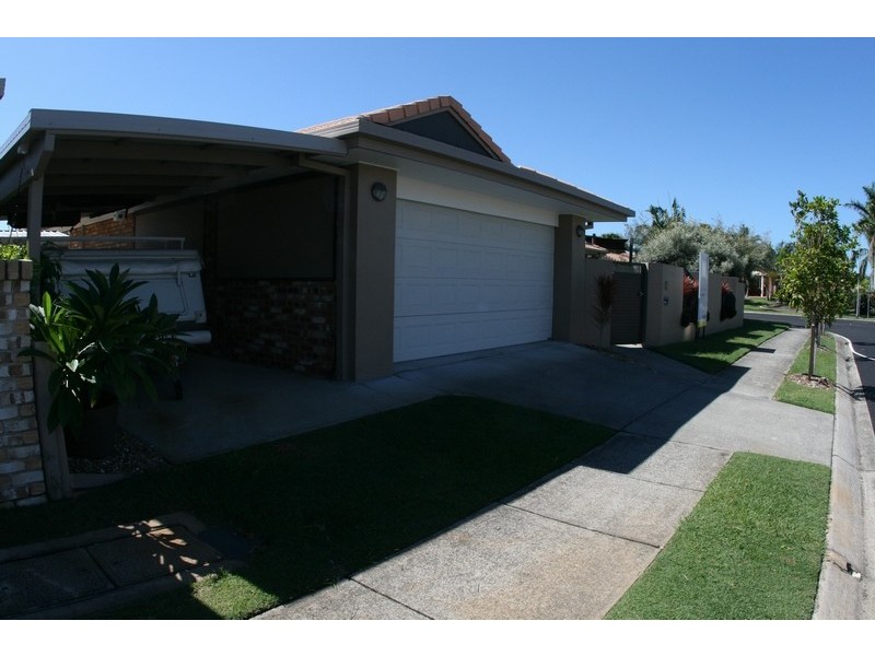 30 Whistler Drive, Burleigh Waters QLD 4220