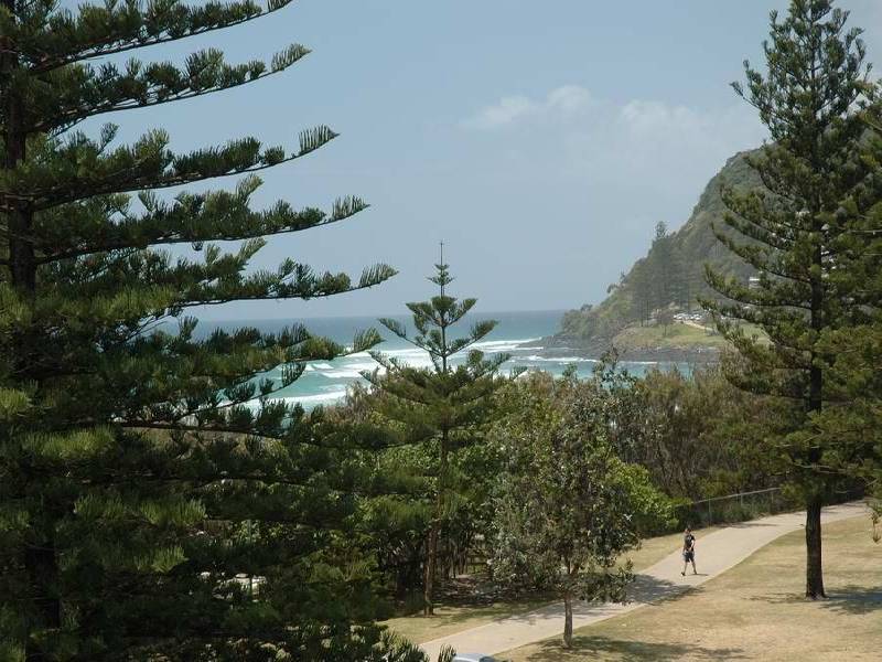 49 "White Horses" 60 The Esplanade, Burleigh Heads QLD 4220