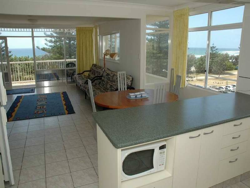 49 "White Horses" 60 The Esplanade, Burleigh Heads QLD 4220