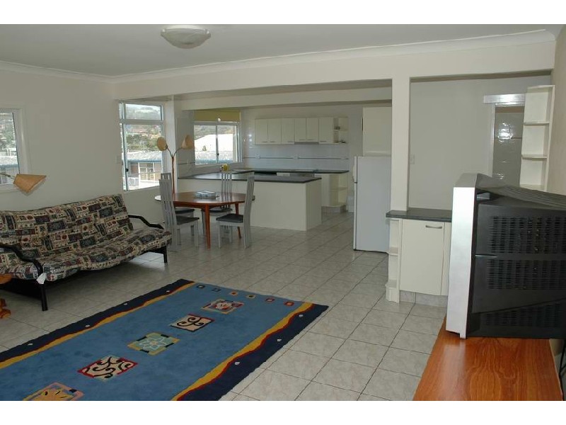 49 “White Horses” 60 The Esplanade, Burleigh Heads QLD 4220