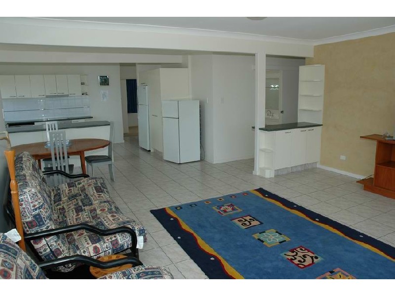 49 “White Horses” 60 The Esplanade, Burleigh Heads QLD 4220 the real estate agency Withdrawn