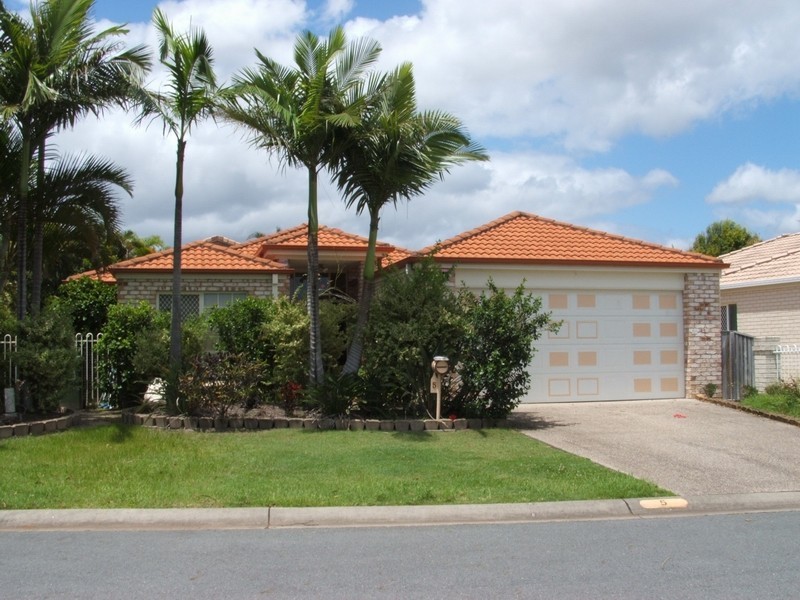 5 Wisconsin Street, Varsity Lakes QLD 4227