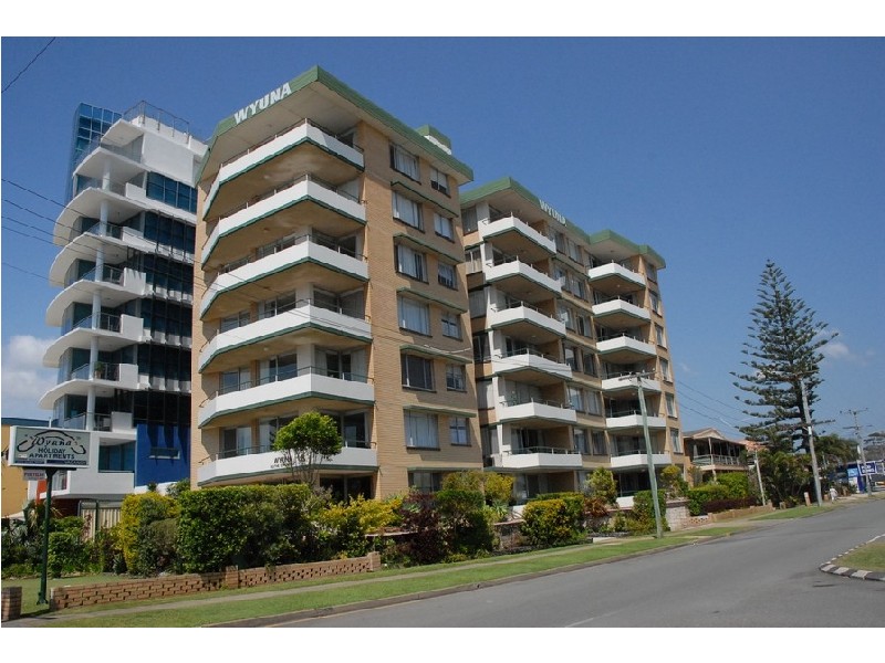 17 “Wyuna” 82 The Esplanade, Burleigh Heads QLD 4220