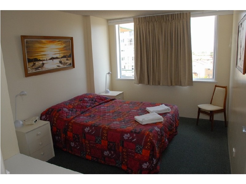 17 “Wyuna” 82 The Esplanade, Burleigh Heads QLD 4220