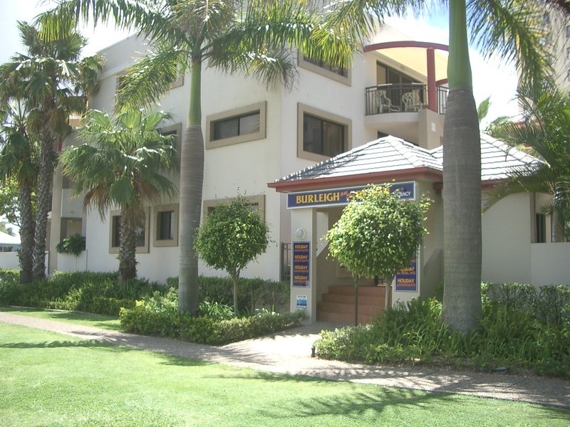 3 “Burleigh on the Beach” 1937 Gold Coast Highway, Burleigh Heads QLD 4220