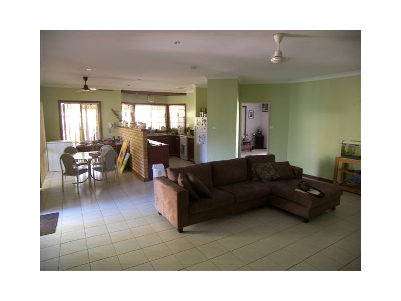 14 Drummond Place, Broome WA 6725