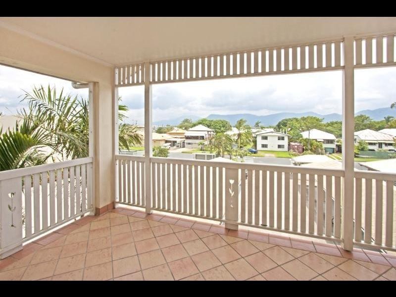 11/8 Clare Street, Parramatta Park QLD 4870