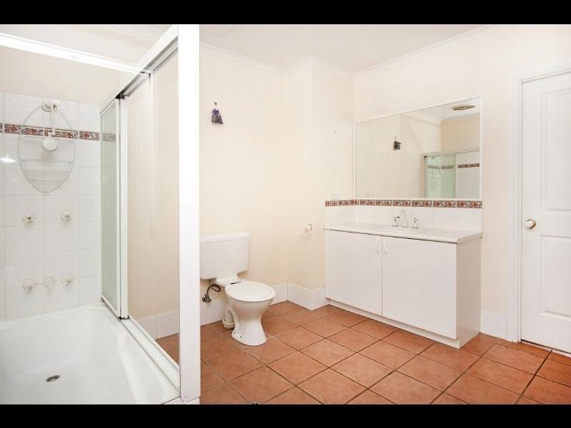 11/8 Clare Street, Parramatta Park QLD 4870