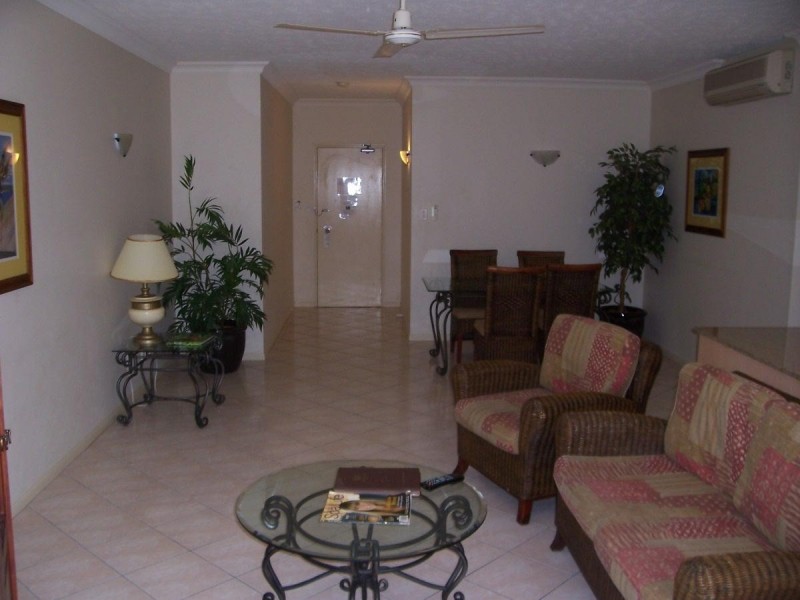 1119/2 Greenslopes Street, Edge Hill QLD 4870