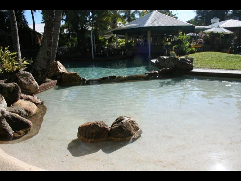 220/1 Anderson Rd, Woree QLD 4868