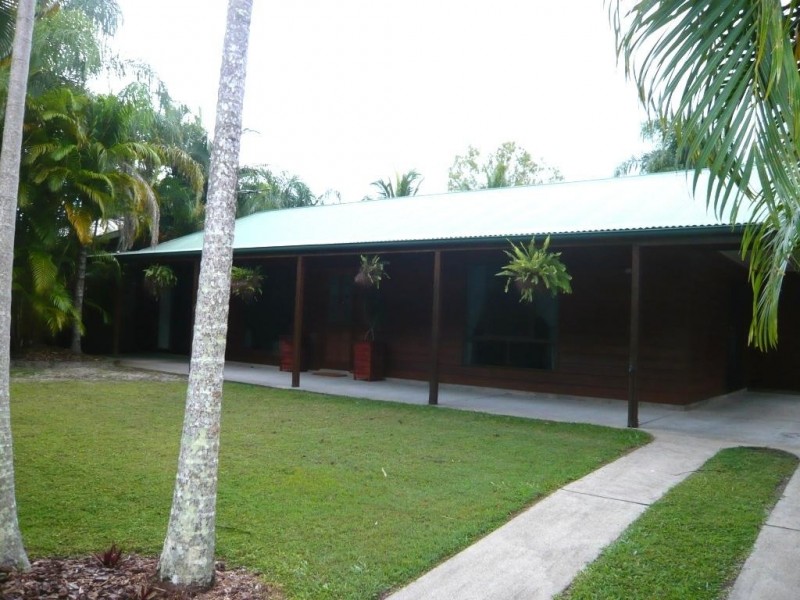 Trinity Beach QLD 4879