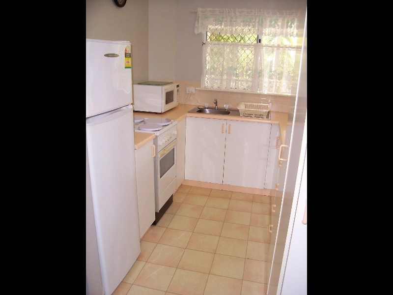 6/13 Springfield Crescent, Manoora QLD 4870
