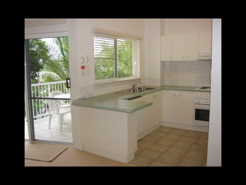 5/98-100 Moore Street, Trinity Beach QLD 4879