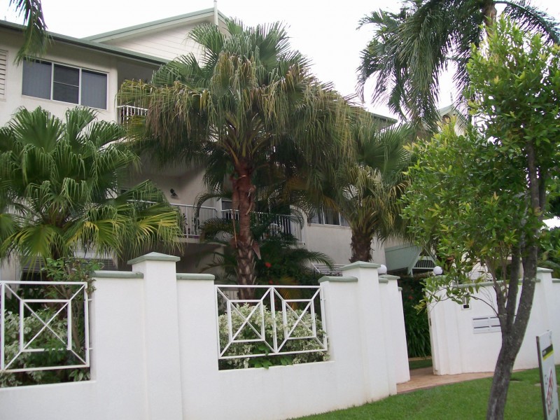 5/98-100 Moore Street, Trinity Beach QLD 4879