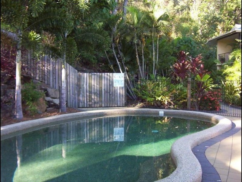 13/3 Stratford Parade, Stratford QLD 4870