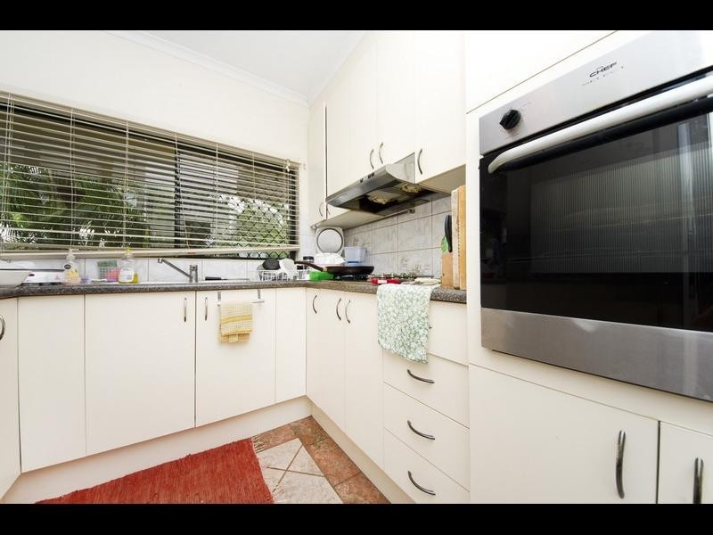 8 Saddle Mountain Road, Smithfield QLD 4878