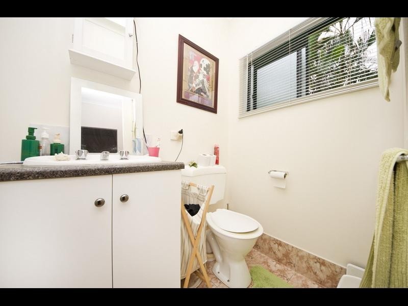 8 Saddle Mountain Road, Smithfield QLD 4878
