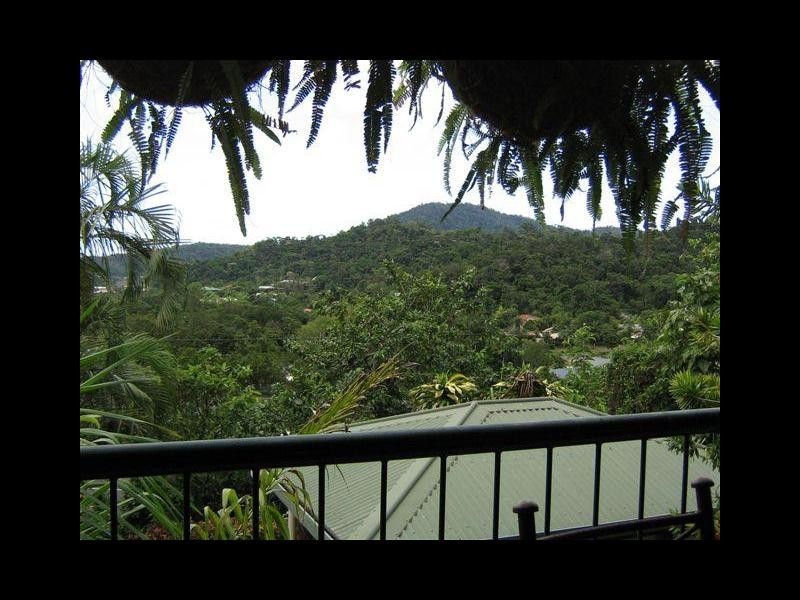 3/5 Brinsmead Terrace, Brinsmead QLD 4870