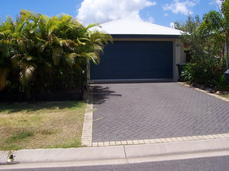 1 Venice Close, Kewarra Beach QLD 4879