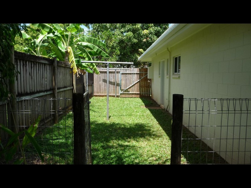 21 Impey Street, Caravonica QLD 4878