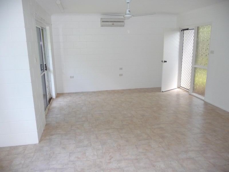 21 Impey Street, Caravonica QLD 4878